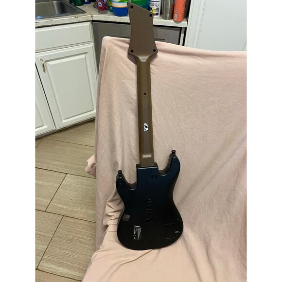 Guitar Hero Live Controller Guitar - PS3 PS4 XBOX ONE 360 Wii U - NO DONGLE - Picture 4 of 4